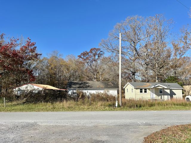 3672 Bains Rd, Hillsboro, TN 37342