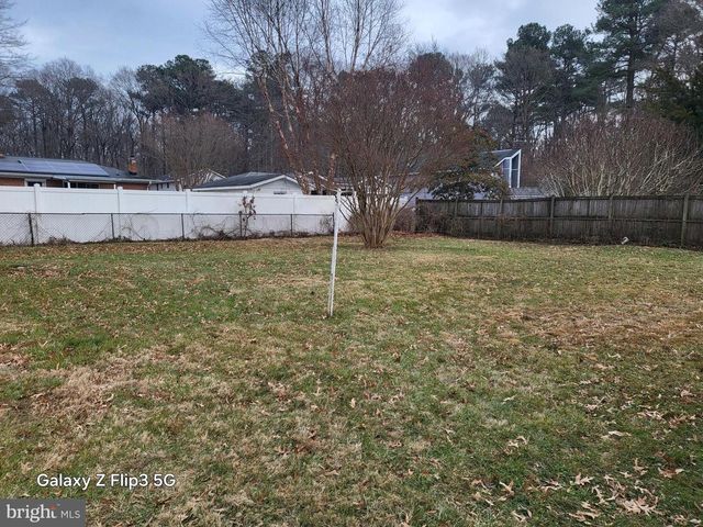 7037 DOVER AVE, North Beach, MD 20714