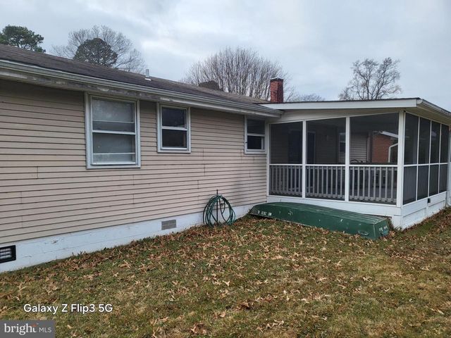 7037 DOVER AVE, North Beach, MD 20714