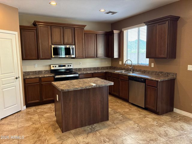 29491 N 69TH Avenue, Peoria, AZ 85383