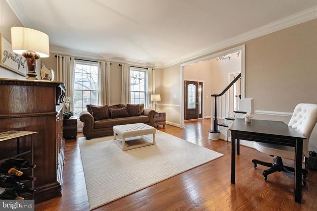 19770 WILLOWDALE PL, Ashburn, VA 20147