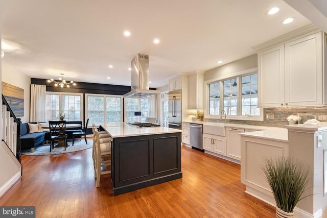 19770 WILLOWDALE PL, Ashburn, VA 20147