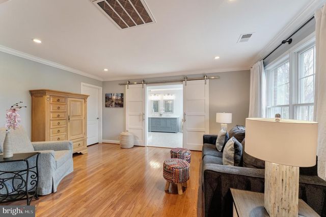 19770 WILLOWDALE PL, Ashburn, VA 20147