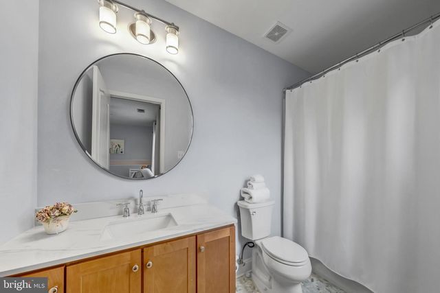 19770 WILLOWDALE PL, Ashburn, VA 20147