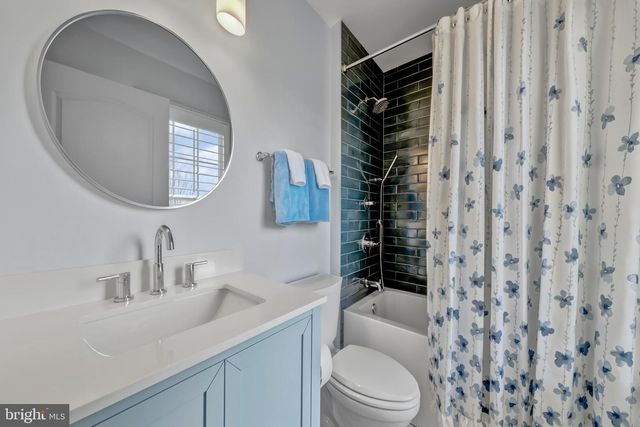 19770 WILLOWDALE PL, Ashburn, VA 20147