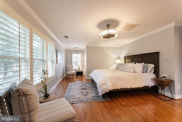 19770 WILLOWDALE PL, Ashburn, VA 20147