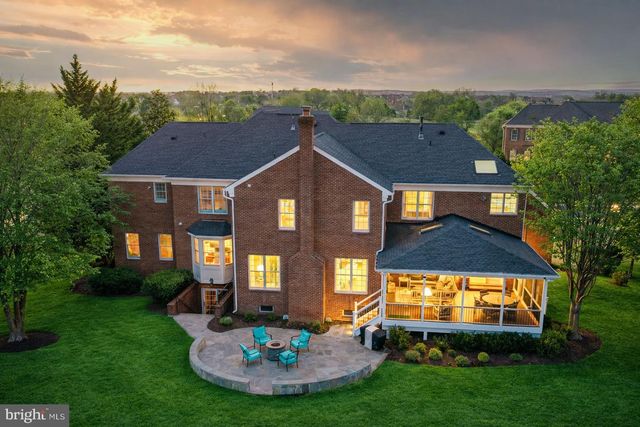 19770 WILLOWDALE PL, Ashburn, VA 20147