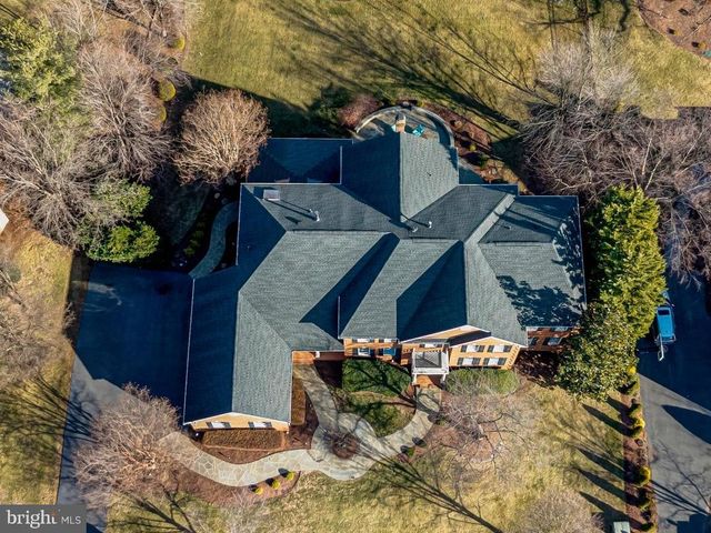 19770 WILLOWDALE PL, Ashburn, VA 20147