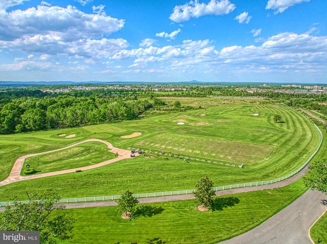 19770 WILLOWDALE PL, Ashburn, VA 20147