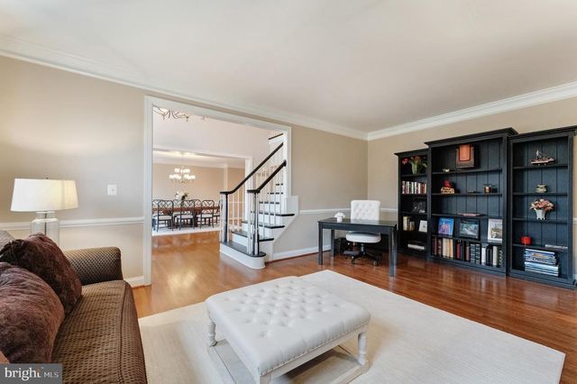 19770 WILLOWDALE PL, Ashburn, VA 20147