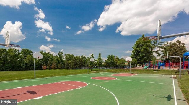 19770 WILLOWDALE PL, Ashburn, VA 20147