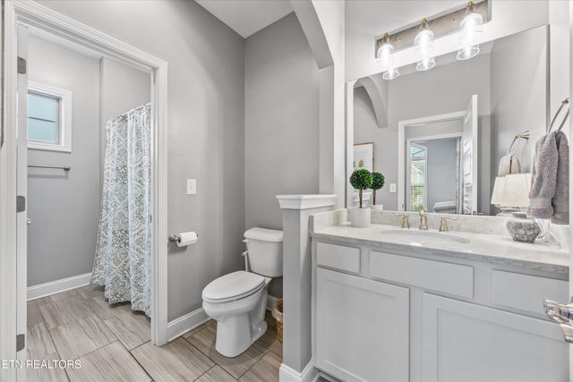 2610 Blackberry Ridge Blvd, Knoxville, TN 37932