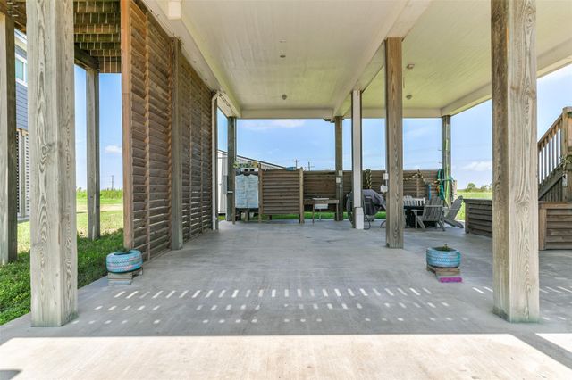 3263 Hidden Gold, Crystal Beach, TX 77650