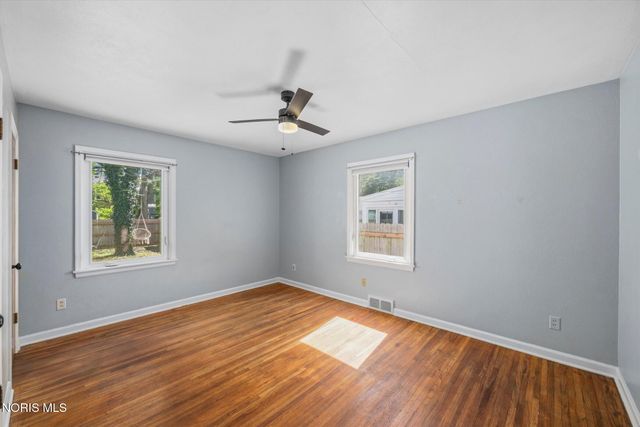 2436 Goddard Road, Toledo, OH 43606