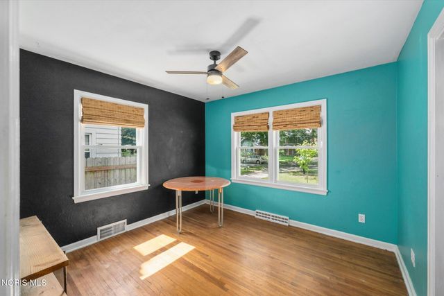 2436 Goddard Road, Toledo, OH 43606