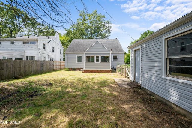 2436 Goddard Road, Toledo, OH 43606
