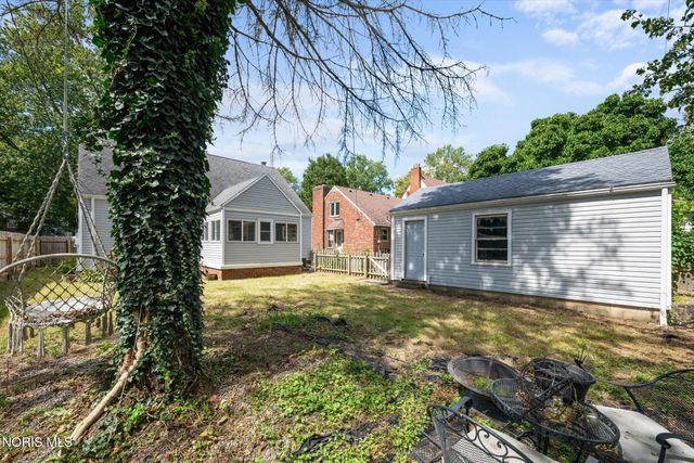 2436 Goddard Road, Toledo, OH 43606