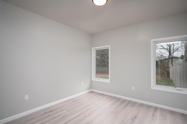 3314 W Alvina AVENUE, Greenfield, WI 53221