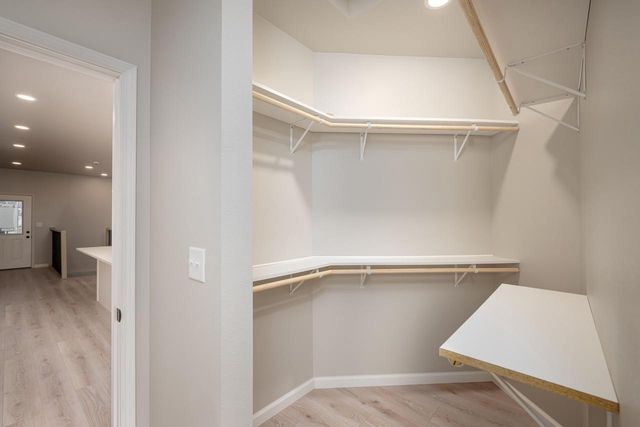 3314 W Alvina AVENUE, Greenfield, WI 53221