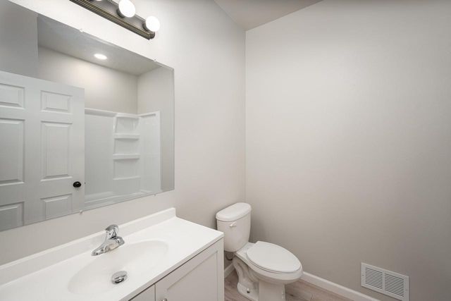 3314 W Alvina AVENUE, Greenfield, WI 53221