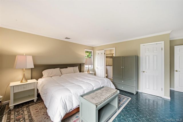 16 Bridle Path Lane, Port Jefferson, NY 11777