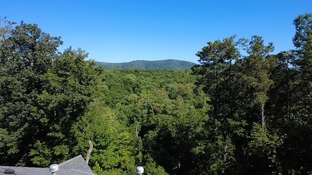 348 South Woods Court, Jasper, GA 30143