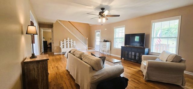 348 South Woods Court, Jasper, GA 30143