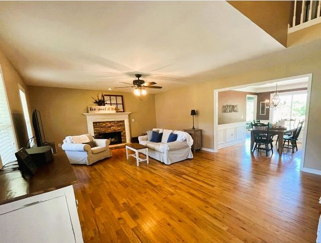 348 South Woods Court, Jasper, GA 30143