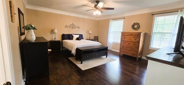 348 South Woods Court, Jasper, GA 30143