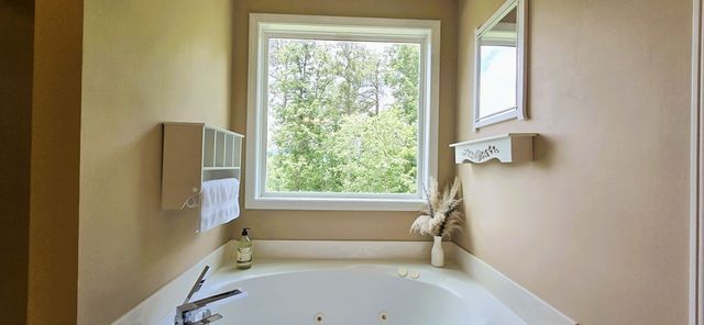 348 South Woods Court, Jasper, GA 30143
