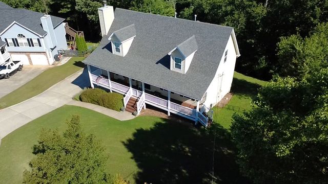348 South Woods Court, Jasper, GA 30143
