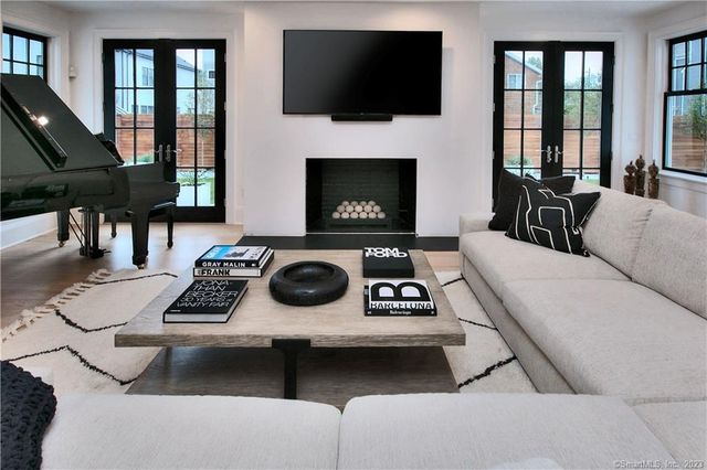 18 Danbury Avenue, Westport, CT 06880