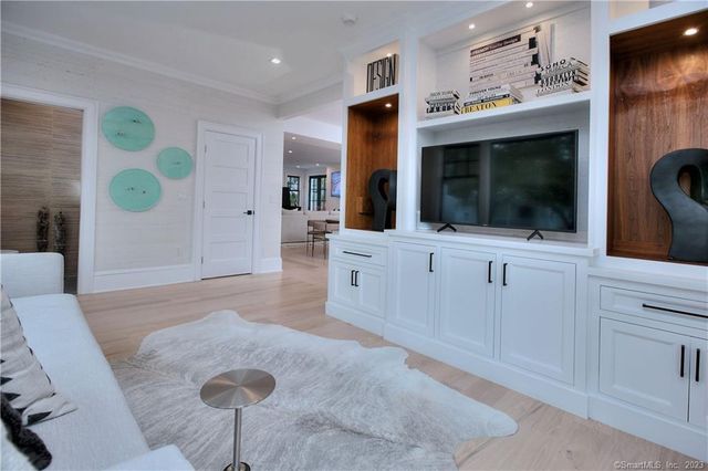 18 Danbury Avenue, Westport, CT 06880