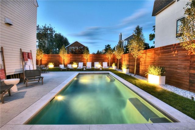 18 Danbury Avenue, Westport, CT 06880