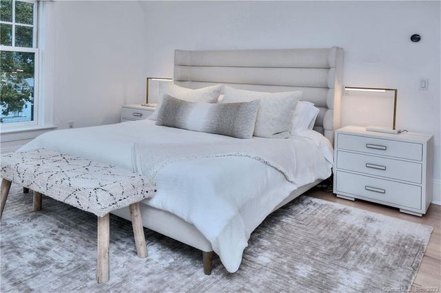 18 Danbury Avenue, Westport, CT 06880