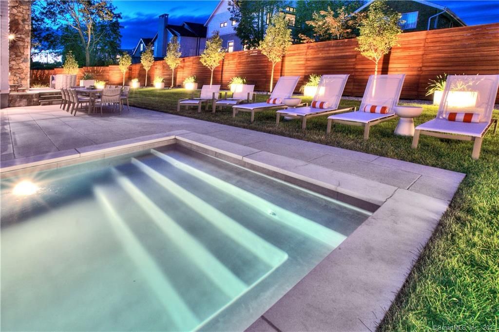 18 Danbury Avenue, Westport, CT 06880