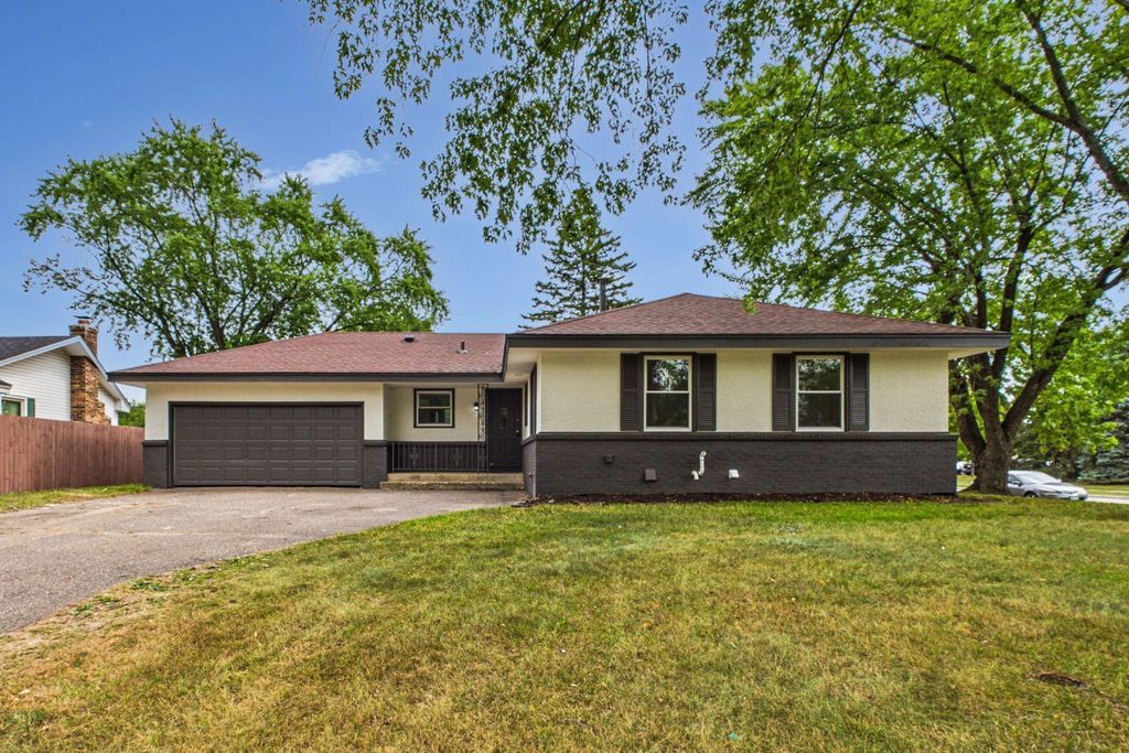 7000 Humboldt Avenue N, Brooklyn Center, MN 55430 — exterior