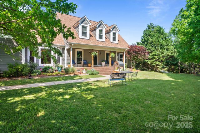 270 Watkins Road, Campobello, SC 29322