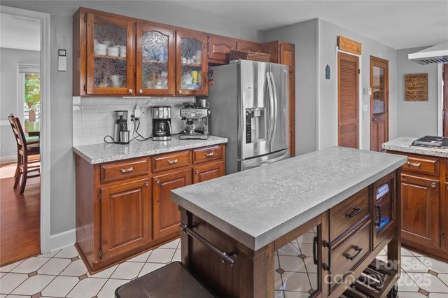 270 Watkins Road, Campobello, SC 29322