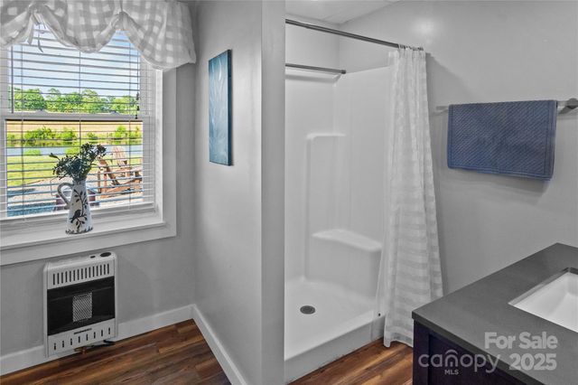 270 Watkins Road, Campobello, SC 29322