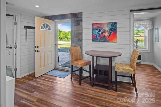270 Watkins Road, Campobello, SC 29322