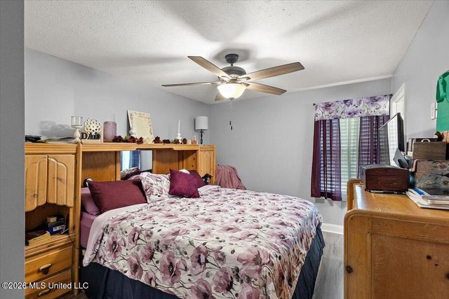836 Cherry Ridge Drive, Clinton, MS 39056