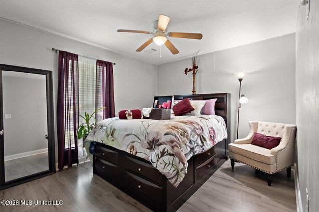 836 Cherry Ridge Drive, Clinton, MS 39056