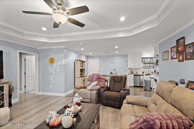 836 Cherry Ridge Drive, Clinton, MS 39056