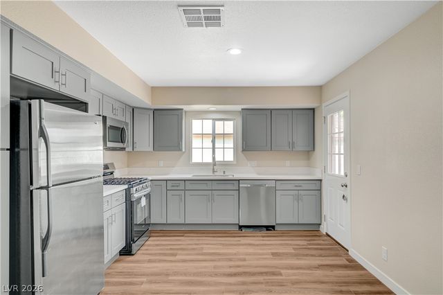 6841 Calella Drive, Las Vegas, NV 89103