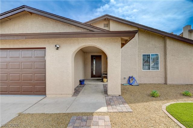 6841 Calella Drive, Las Vegas, NV 89103