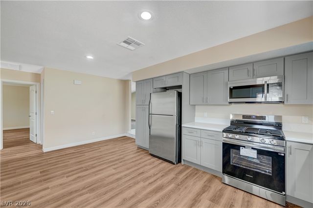 6841 Calella Drive, Las Vegas, NV 89103