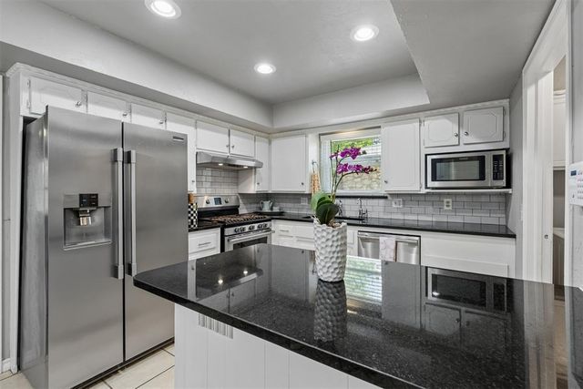 9905 N Georgia Avenue, Oklahoma City, OK 73120