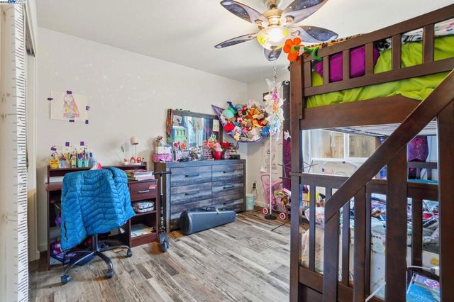 296 Dena Ct, Merced, CA 95341