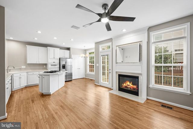 2821 LAURA GAE CIR, Vienna, VA 22180